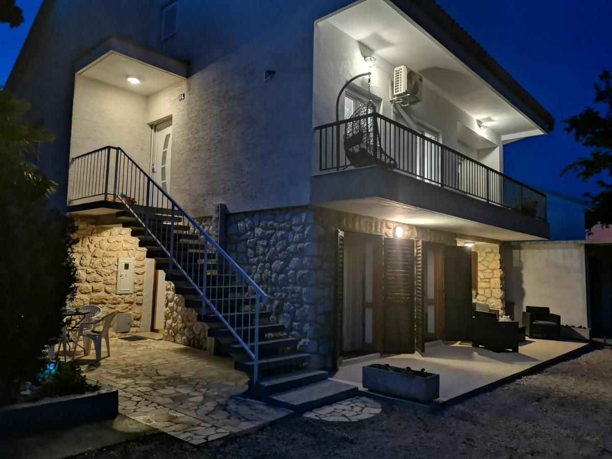 Apartment Lora Crikvenica Exteriör bild